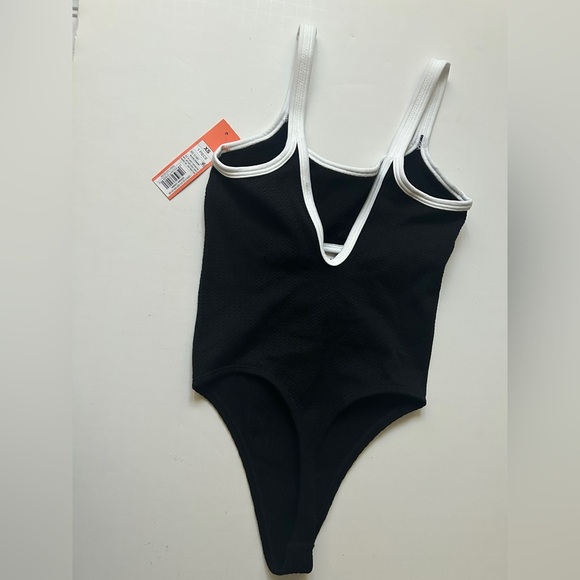 Colsie Women’s Thong Bodysuit - New - Picture 2 of 7